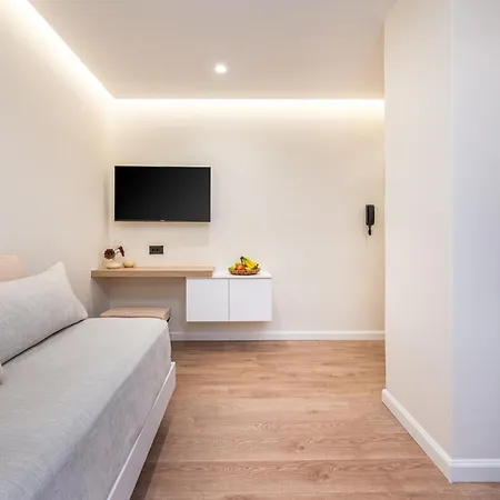 Downtown Luxury Ii (adults Only) Apartment