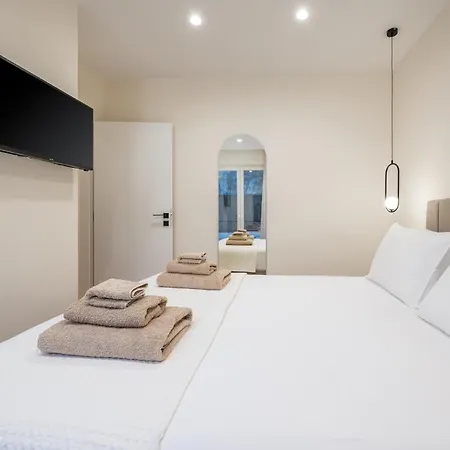 Апартаменты Downtown Luxury Ii (adults Only)